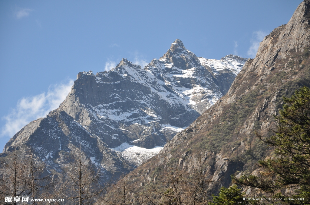 毕棚沟雪山