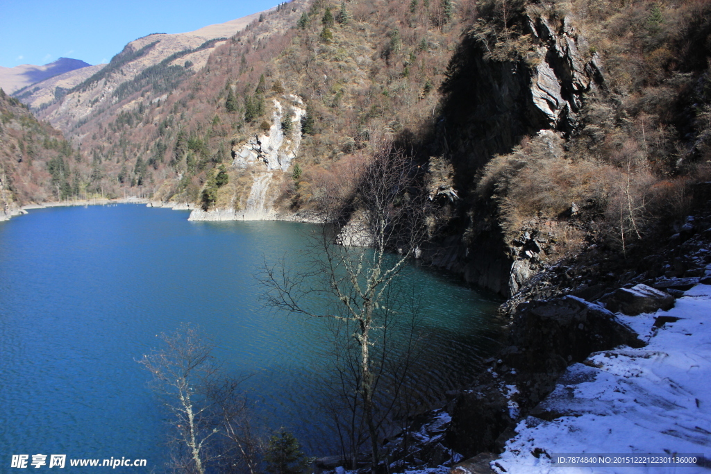 毕棚沟雪山