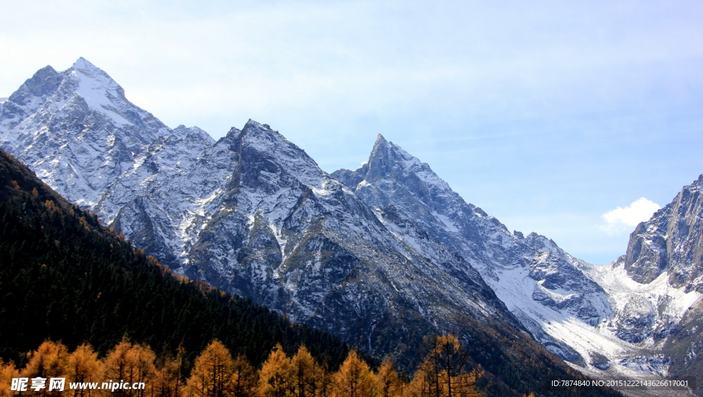 毕棚沟雪山