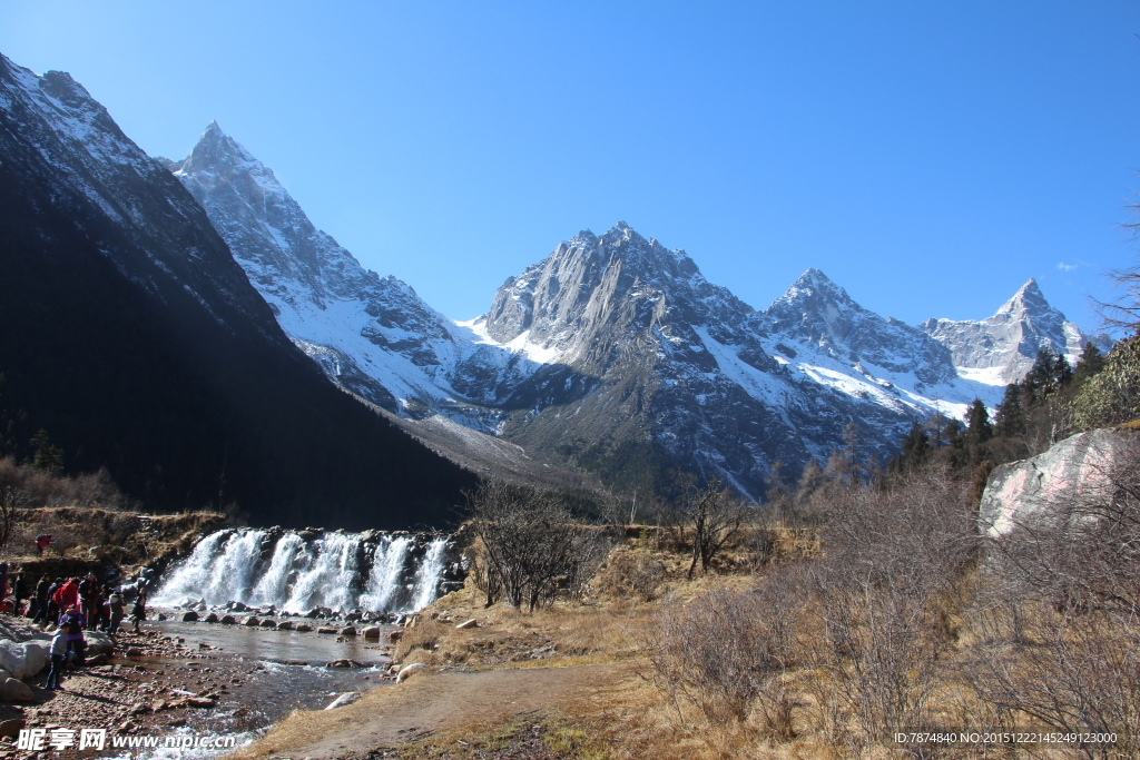 毕棚沟雪山