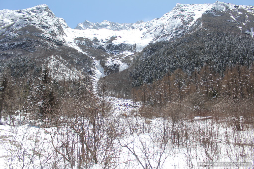 毕棚沟雪山