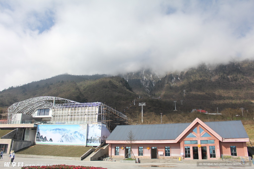 西岭雪山景区