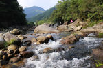 山涧溪水