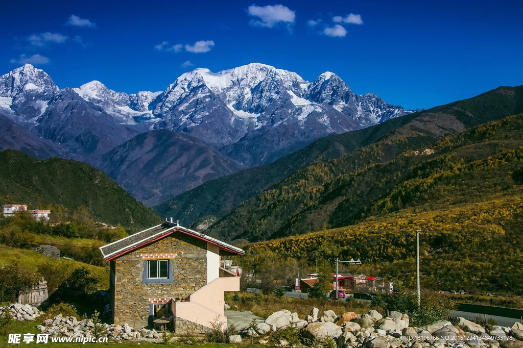 雪山山庄