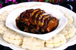 榛蘑扣肉夹饼