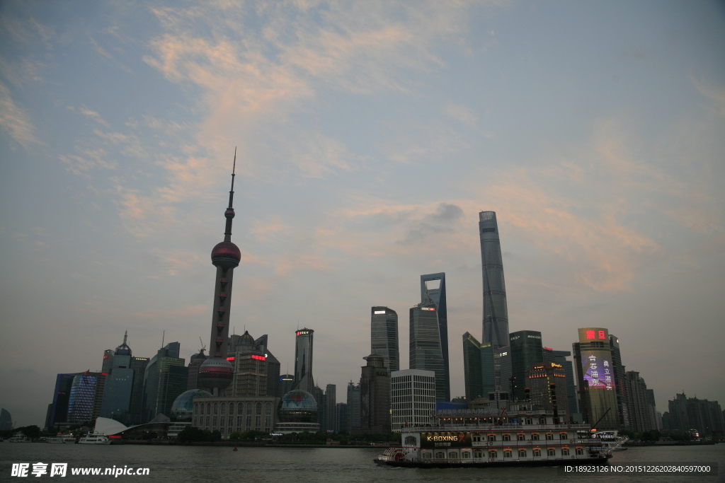东方明珠