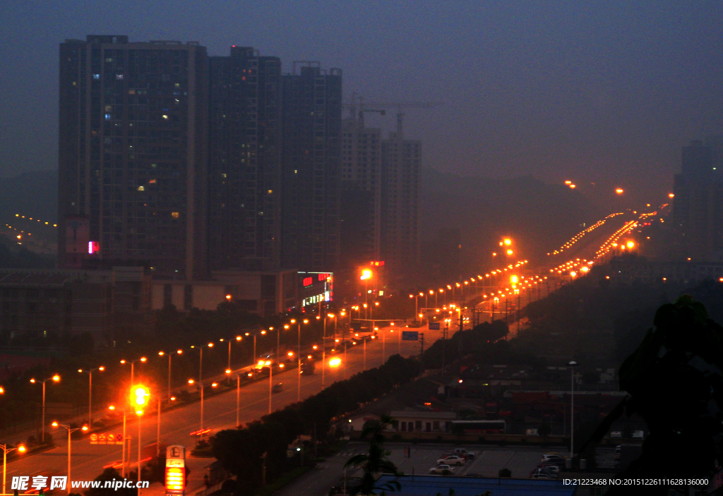 芙蓉北路夜景