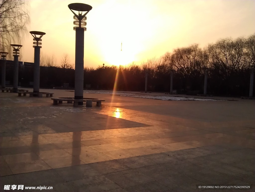 夕阳西下