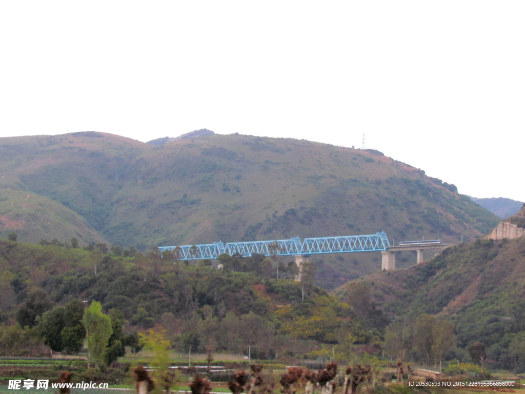 山间铁路
