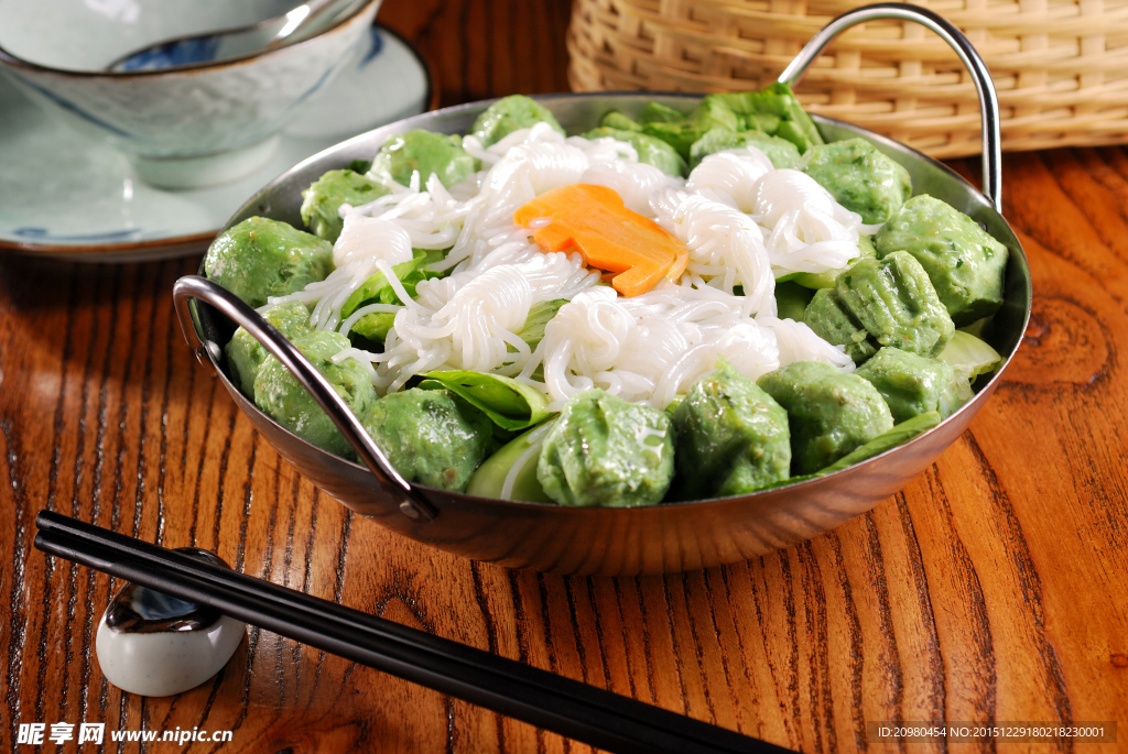 馒头粉丝煲