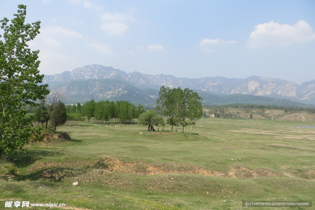 登封嵩山春季景色