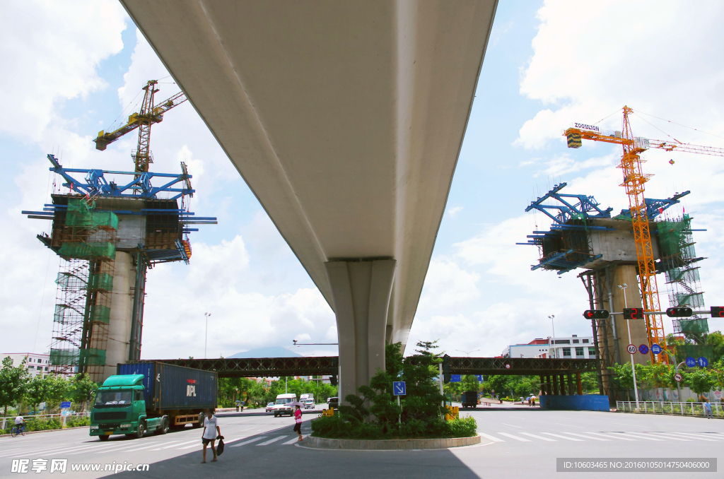 铁路建筑 纵横交错