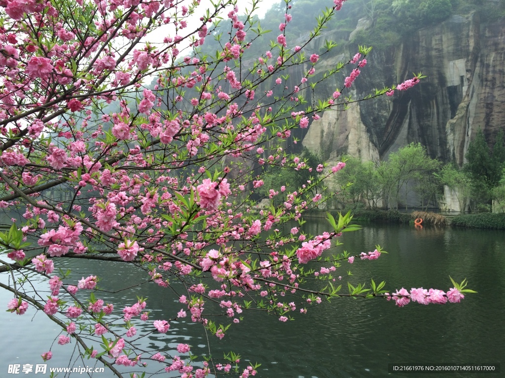 绍兴东湖