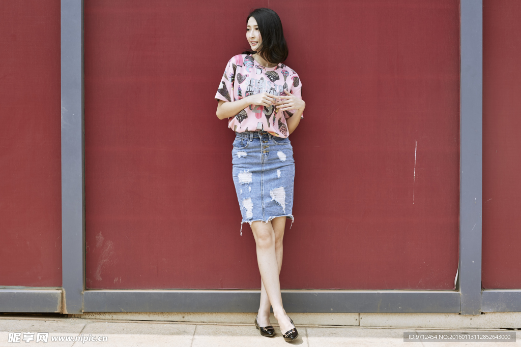 女模