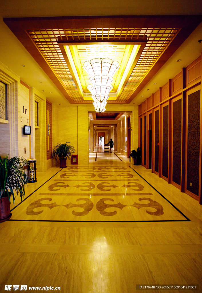 酒店大堂