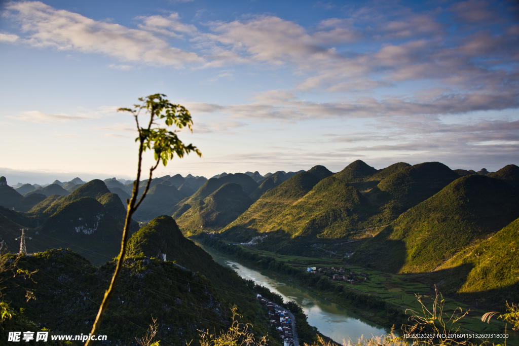 山峦景观