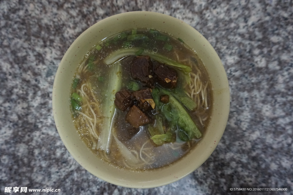 牛腩汤面