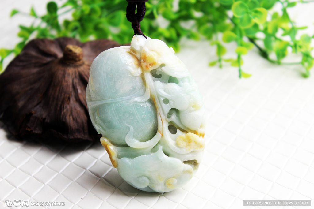 万福琥珀