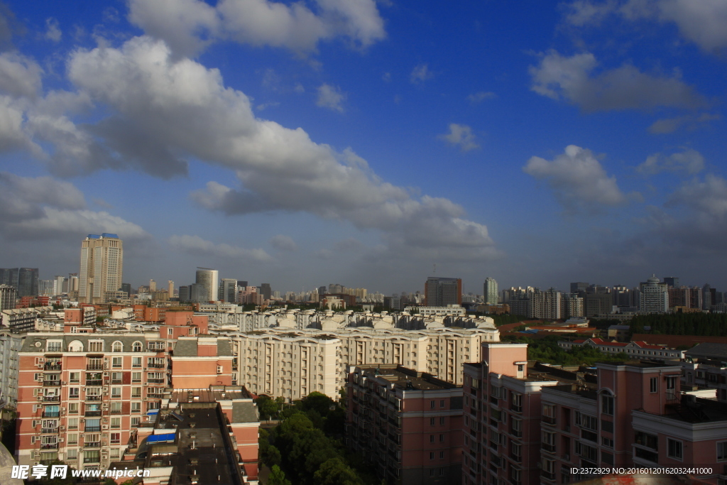 高楼上的天空