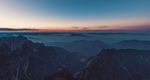 起伏山峦风景图片