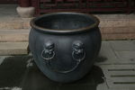 铁缸