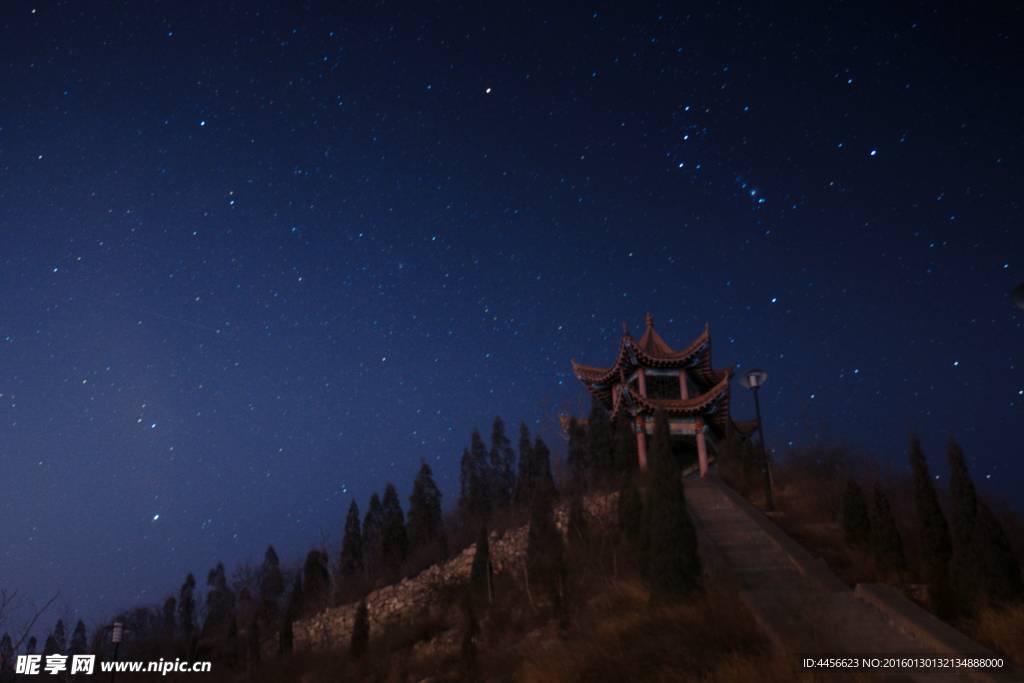 巩义青龙山夜景