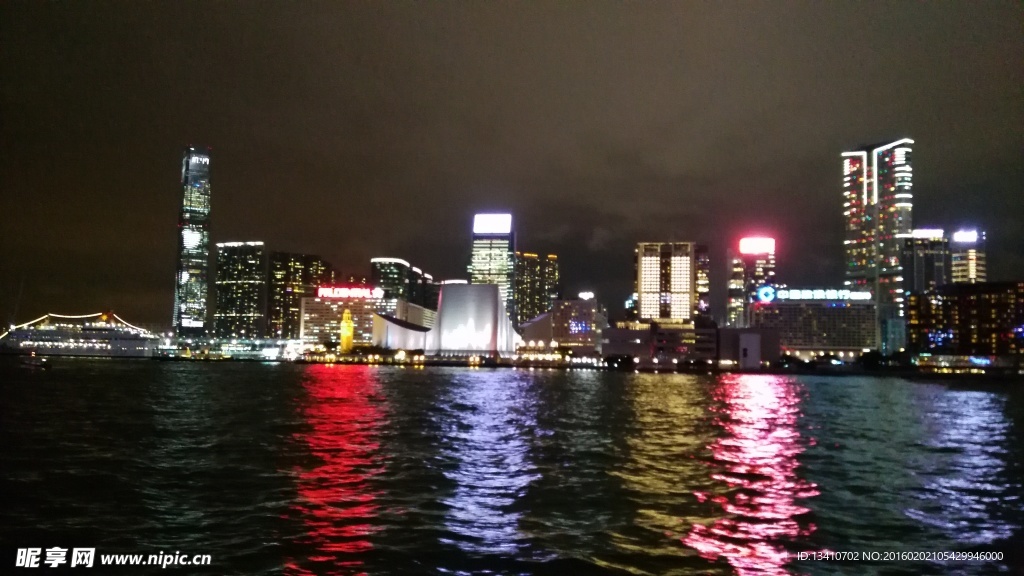 维多利亚海港夜景