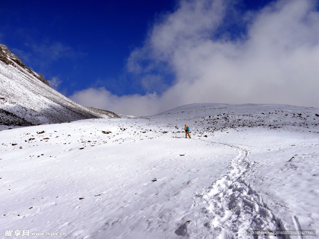 雪山