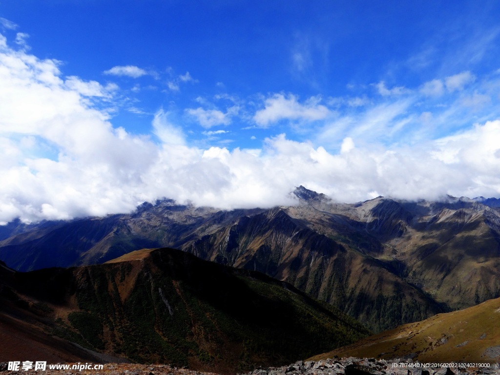 九顶山风光