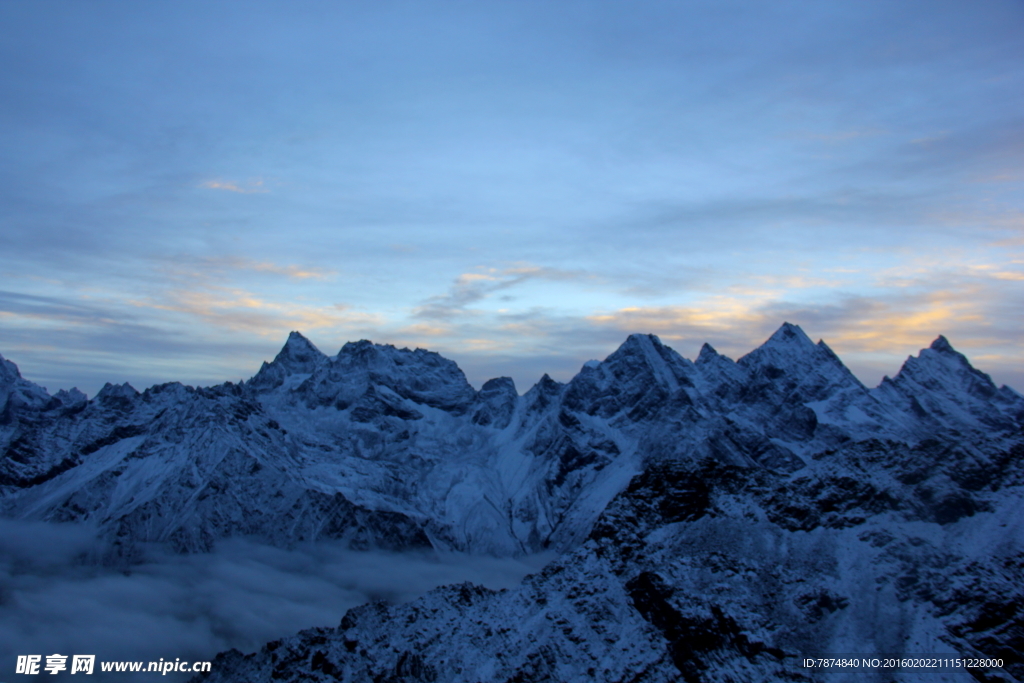 雪山