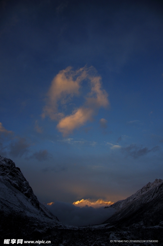 贡嘎雪山