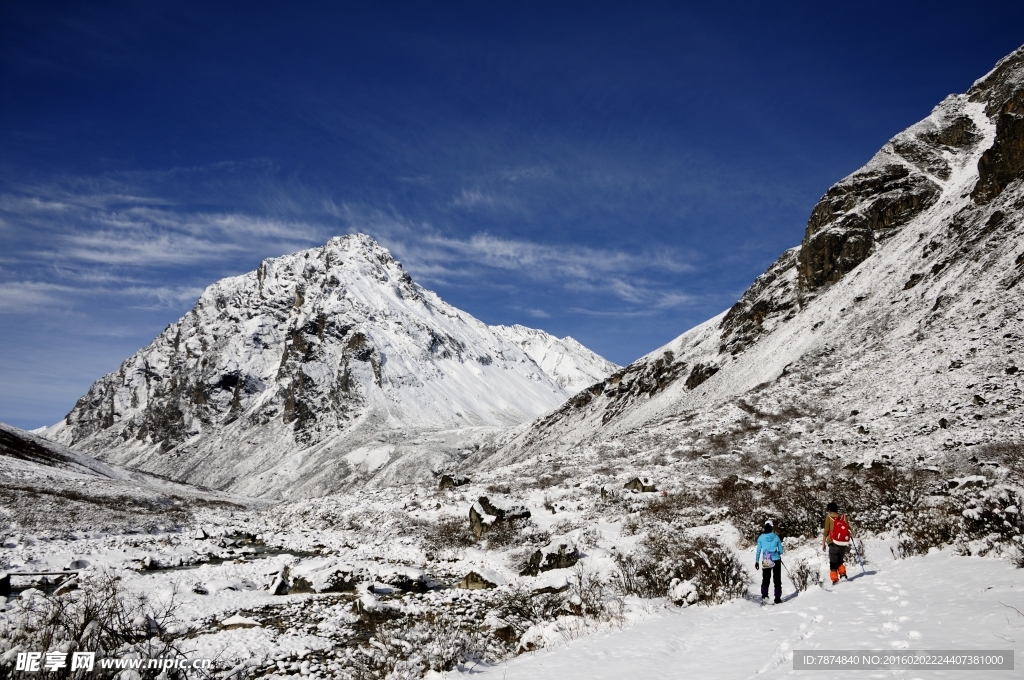 贡嘎雪山