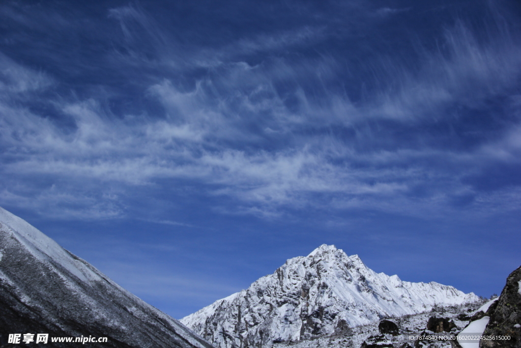 贡嘎雪山