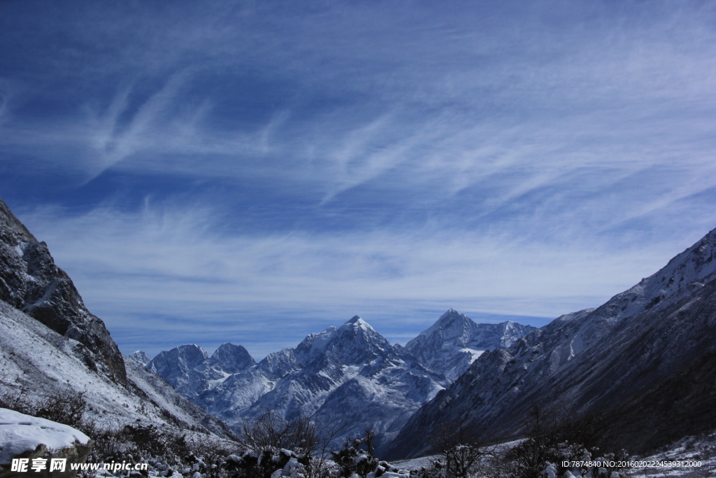 贡嘎雪山