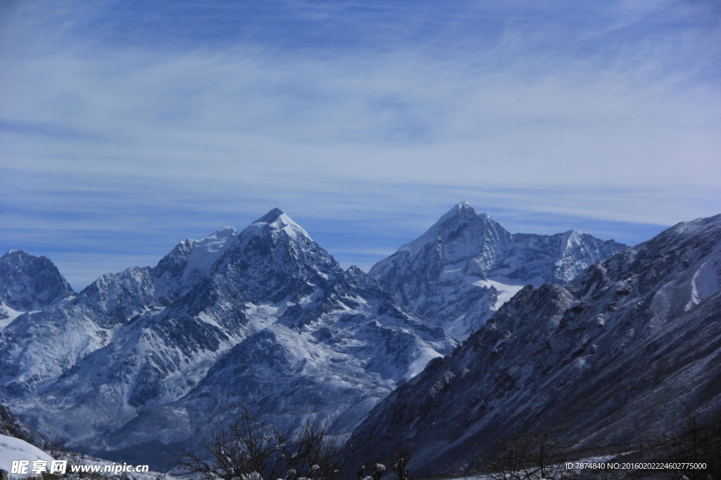 贡嘎雪山