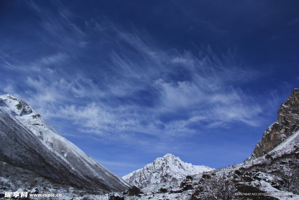 贡嘎雪山