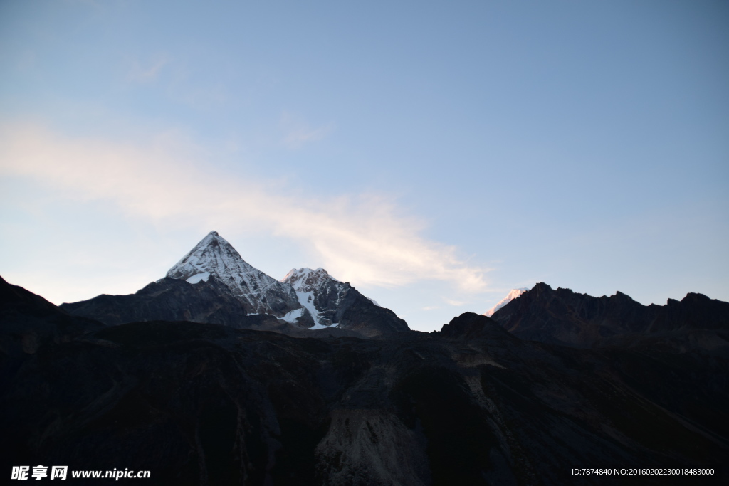 贡嘎雪山