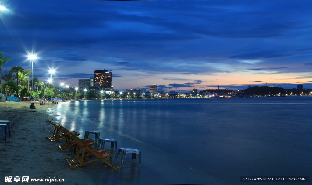 泰国 芭提雅 海边 夜景