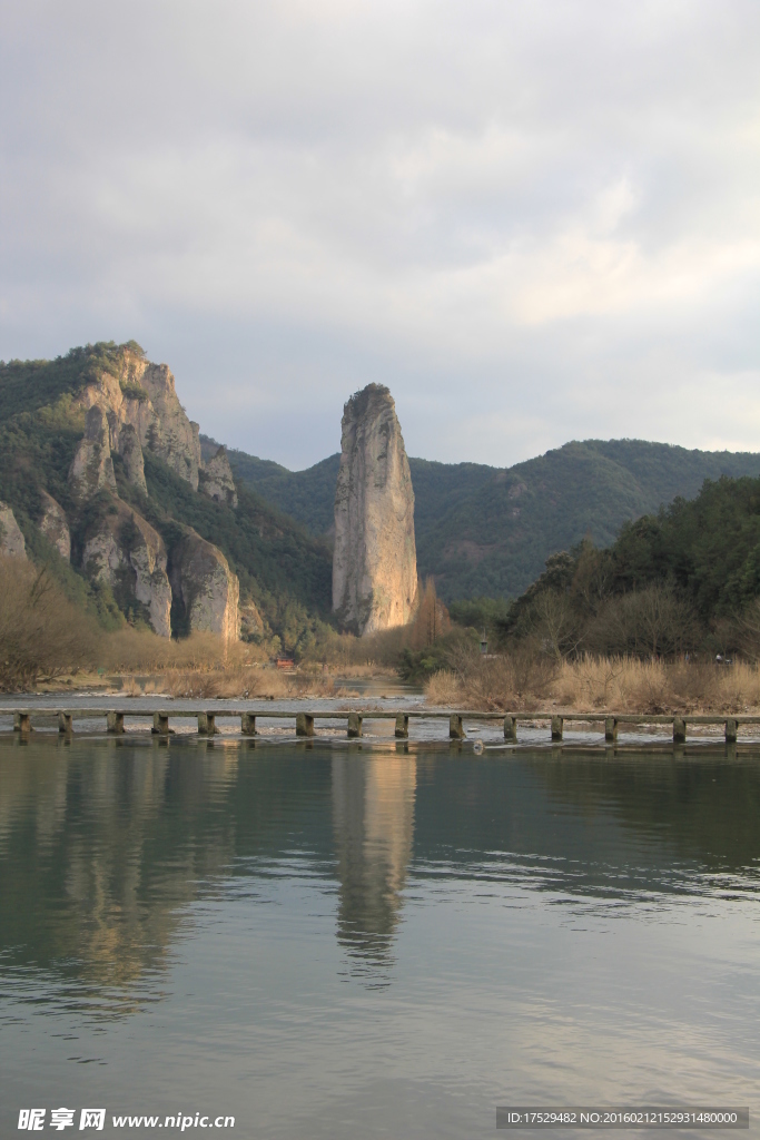 浙江缙云仙都鼎湖峰景区