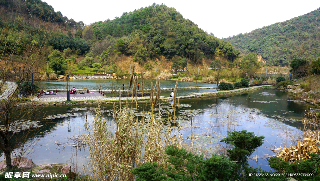 桃花岭公园一景