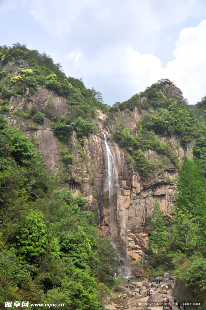 雁荡山瀑布