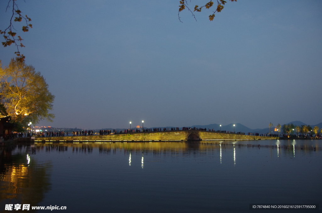 西湖夜景