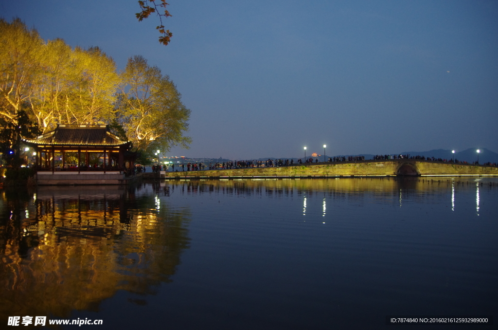 西湖夜景