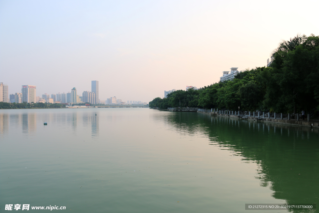 南湖风景 湖面