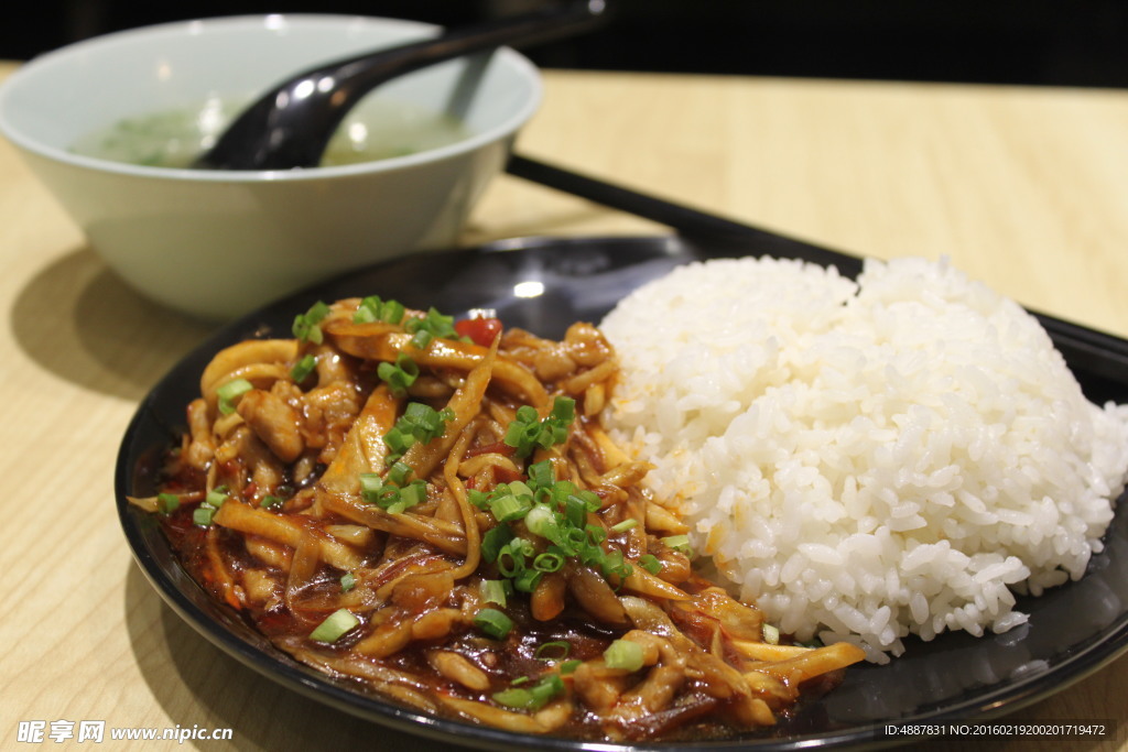 鱼香肉丝饭 家常菜