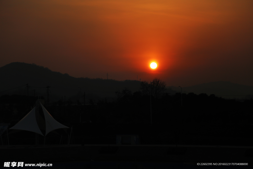 夕阳西下