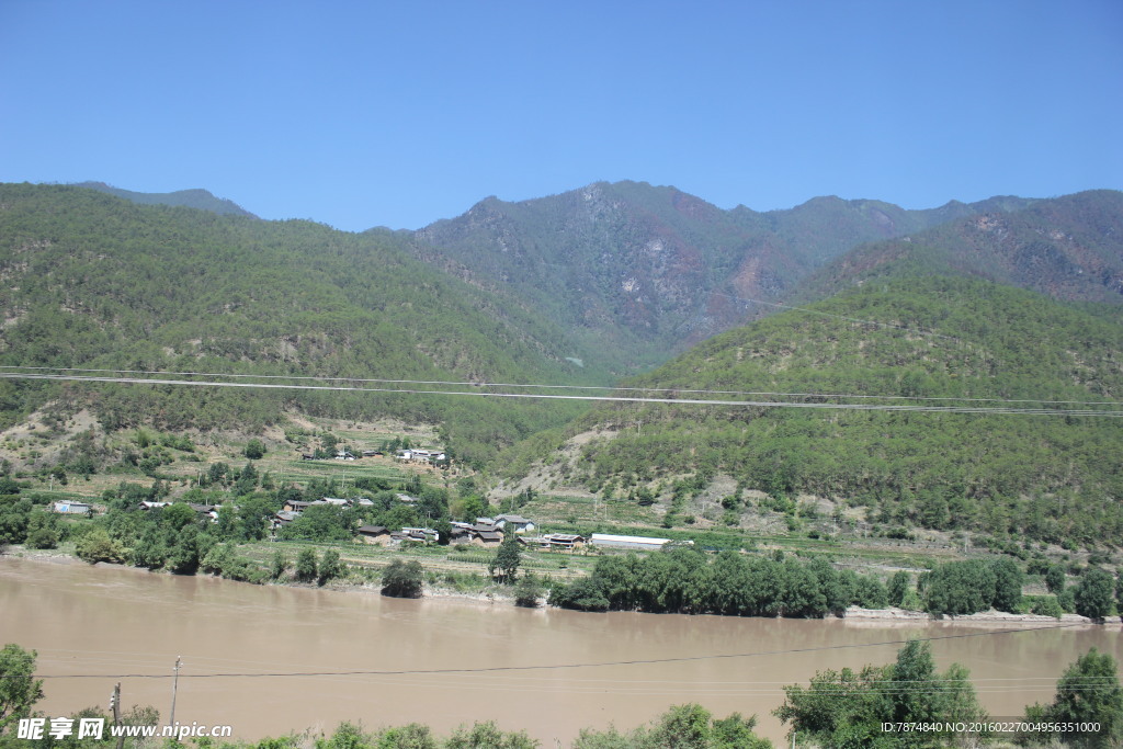 香格里拉河流