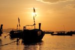 黄昏 夕阳 小船