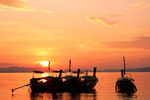 黄昏 夕阳 小船