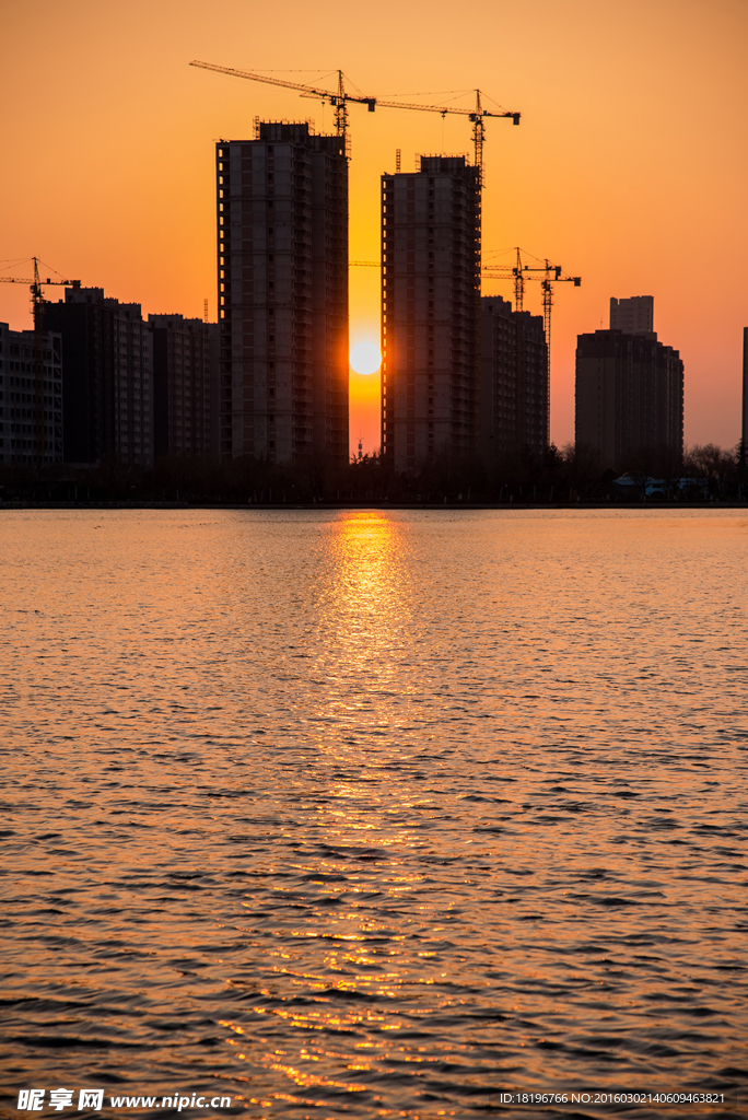 霞光美景